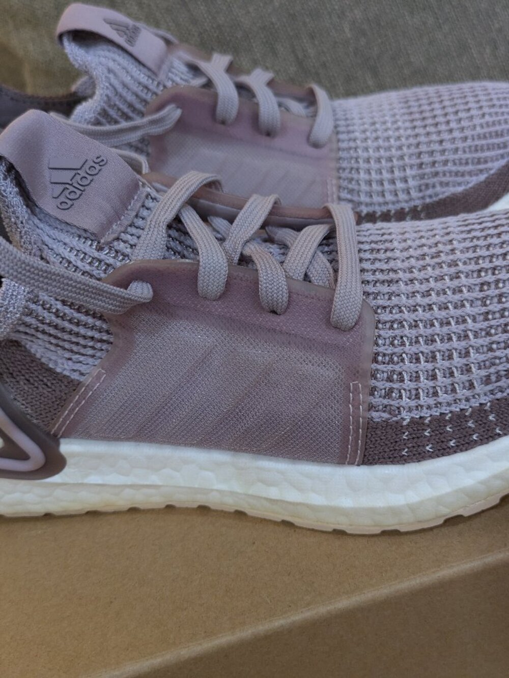 Women’s Adidas Ultraboost 19 True Purple Color Size 6 US Good Condition